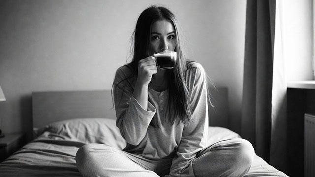 Фото Мии, иллюстратора. Кейс победы над ночными кошмарами и страхом темноты с помощью осознанных сновидений.