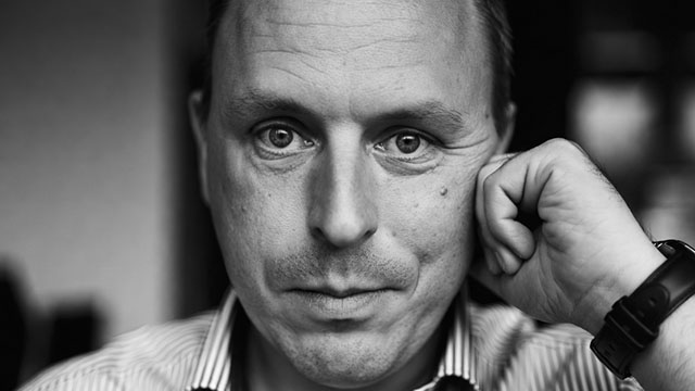 Фото Максима, юриста. Отзыв о применении инженерного подхода в психологии для снятия стресса и лечения бессонницы.